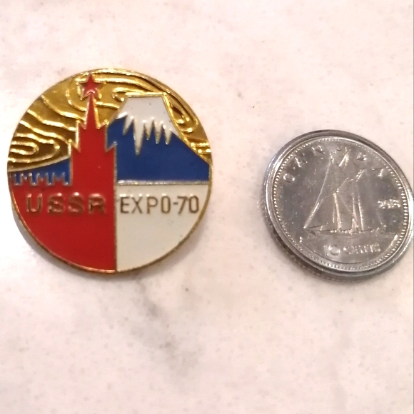 Vintage USSR Expo 1970 Soviet Pin - Picture 2 of 2